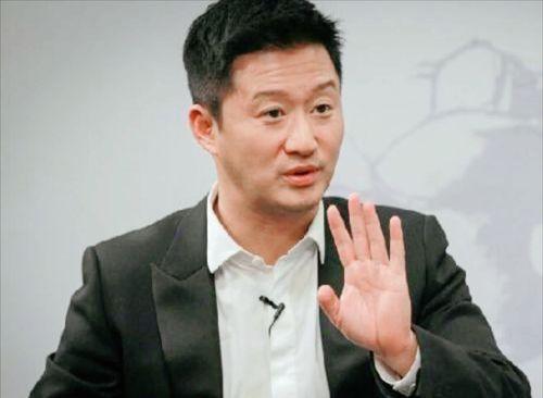 娱乐圈吃瓜吴京是谁啊,揭秘吃瓜群众心中的吴京