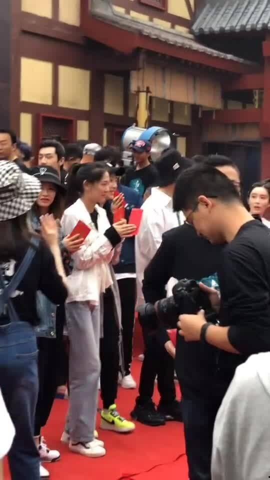 疫情过后严打明星网红,娱乐圈严打明星网红乱象，重塑行业清风