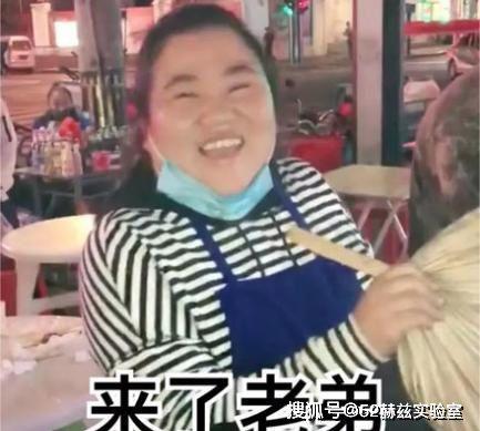 抖音最新热门吃瓜帅小伙,帅小伙带你领略热门瓜界风云
