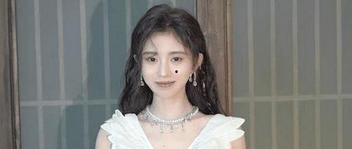 被淘汰的明星网红,揭秘被淘汰明星网红的幕后故事
