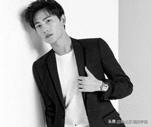 长像男明星网红,颜值爆表！揭秘当红男明星网红的时尚魅力