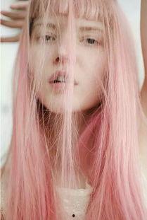 明星网红经常烫发染发,烫染潮流下的明星网红发色变换解析