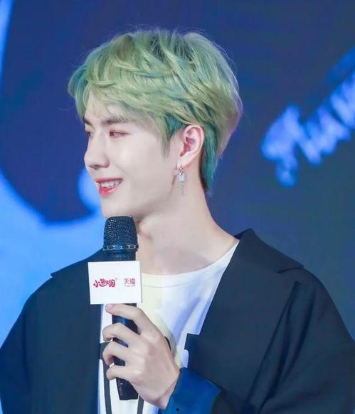 明星网红经常烫发染发,烫染潮流下的明星网红发色变换解析