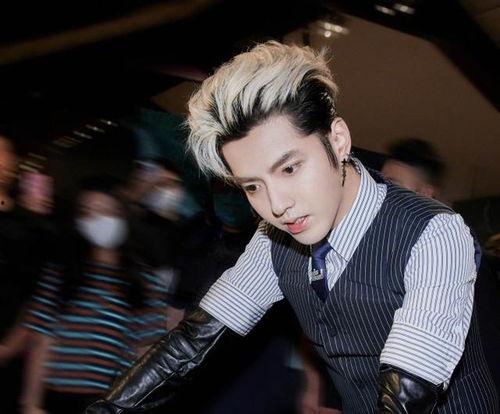 吴亦凡事件娱乐圈吃瓜,吴亦凡事件引发全民吃瓜热潮