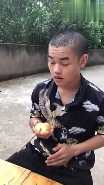 黑哥哥吃瓜,揭秘娱乐圈幕后真相