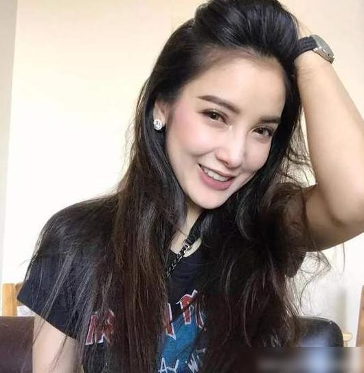 南宁女明星网红视频,魅力绽放，网络热度飙升