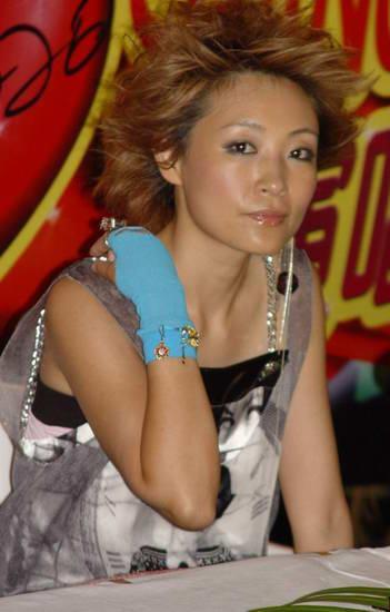 明星网红舞厅叫什么,揭秘明星网红热爱的舞厅传奇