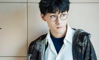 男主吃瓜系统娱乐圈小说,男主在娱乐圈的逆袭之路