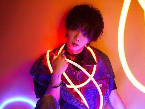 明星网红华晨宇的人,从选秀歌手到音乐巨匠的蜕变之路