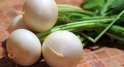 白皮水瓜黑籽可以吃吗,揭秘可食用之谜