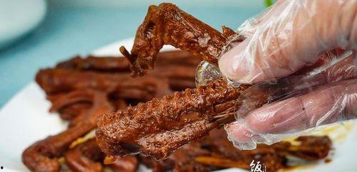 巨爱吃的周黑鸭吃瓜,揭秘网红美食背后的吃瓜故事